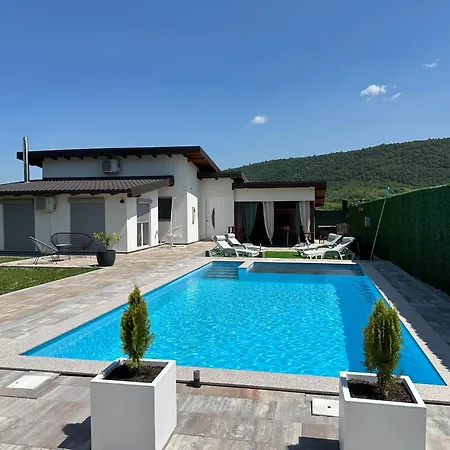 Hébergement de vacances Emma *