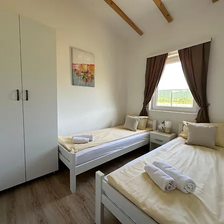 Emma Casa de Férias Bihać